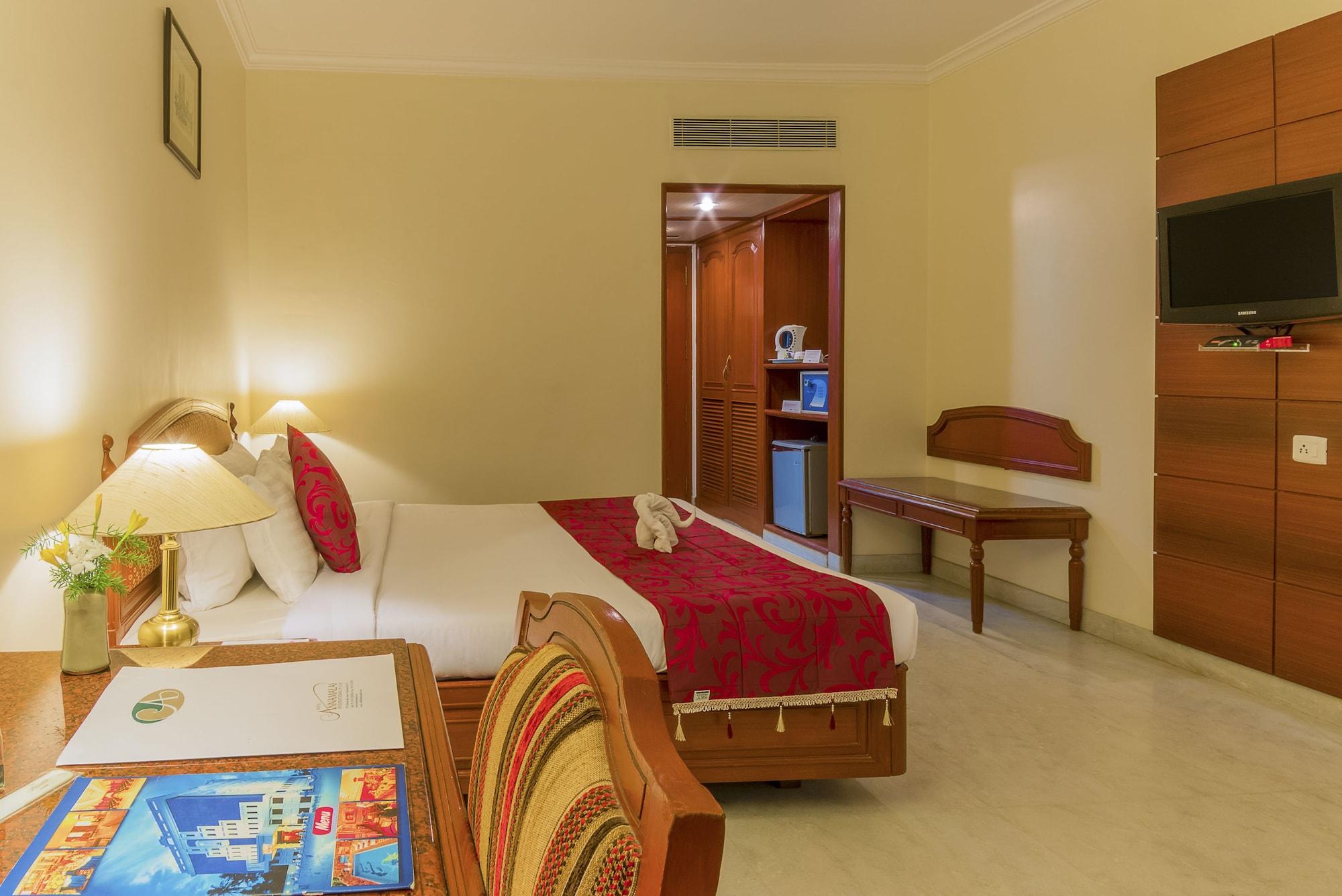 Hotel Annamalai International Пондичерри Экстерьер фото