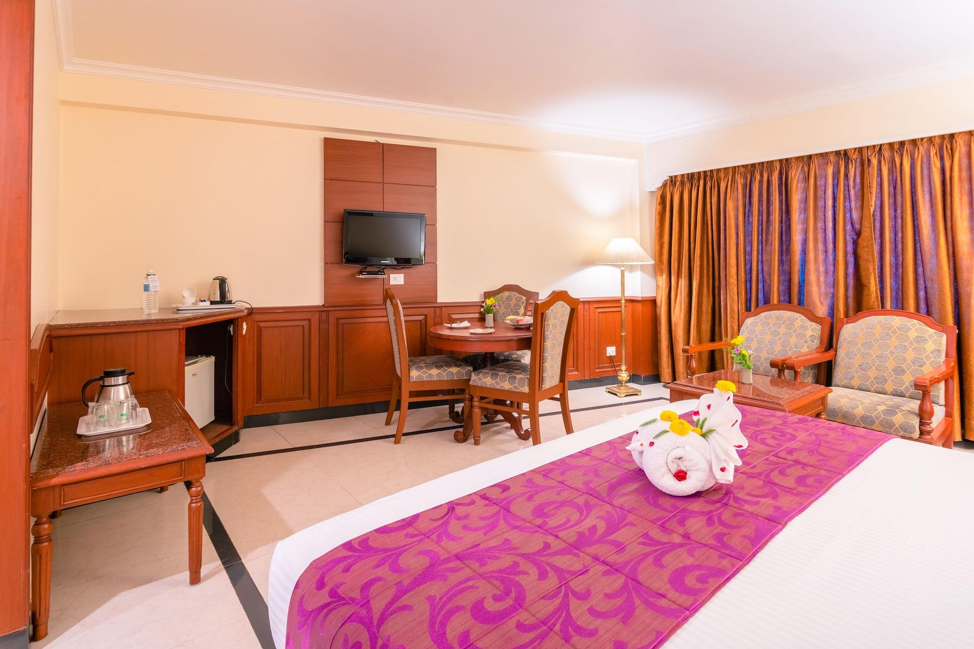 Hotel Annamalai International Пондичерри Экстерьер фото