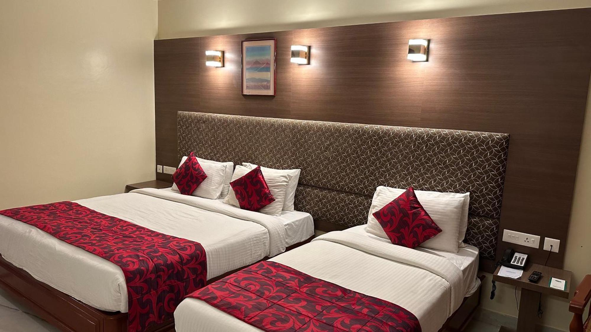 Hotel Annamalai International Пондичерри Экстерьер фото