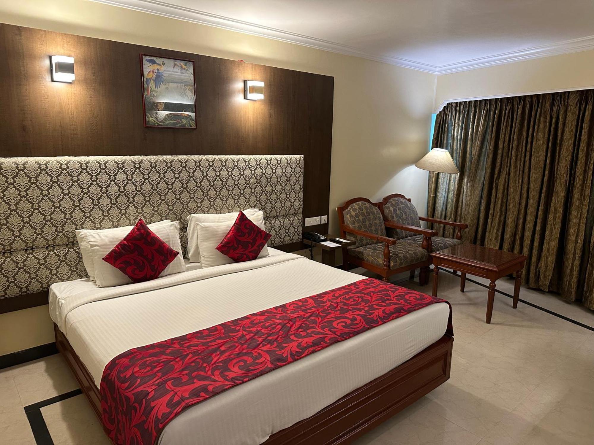 Hotel Annamalai International Пондичерри Экстерьер фото