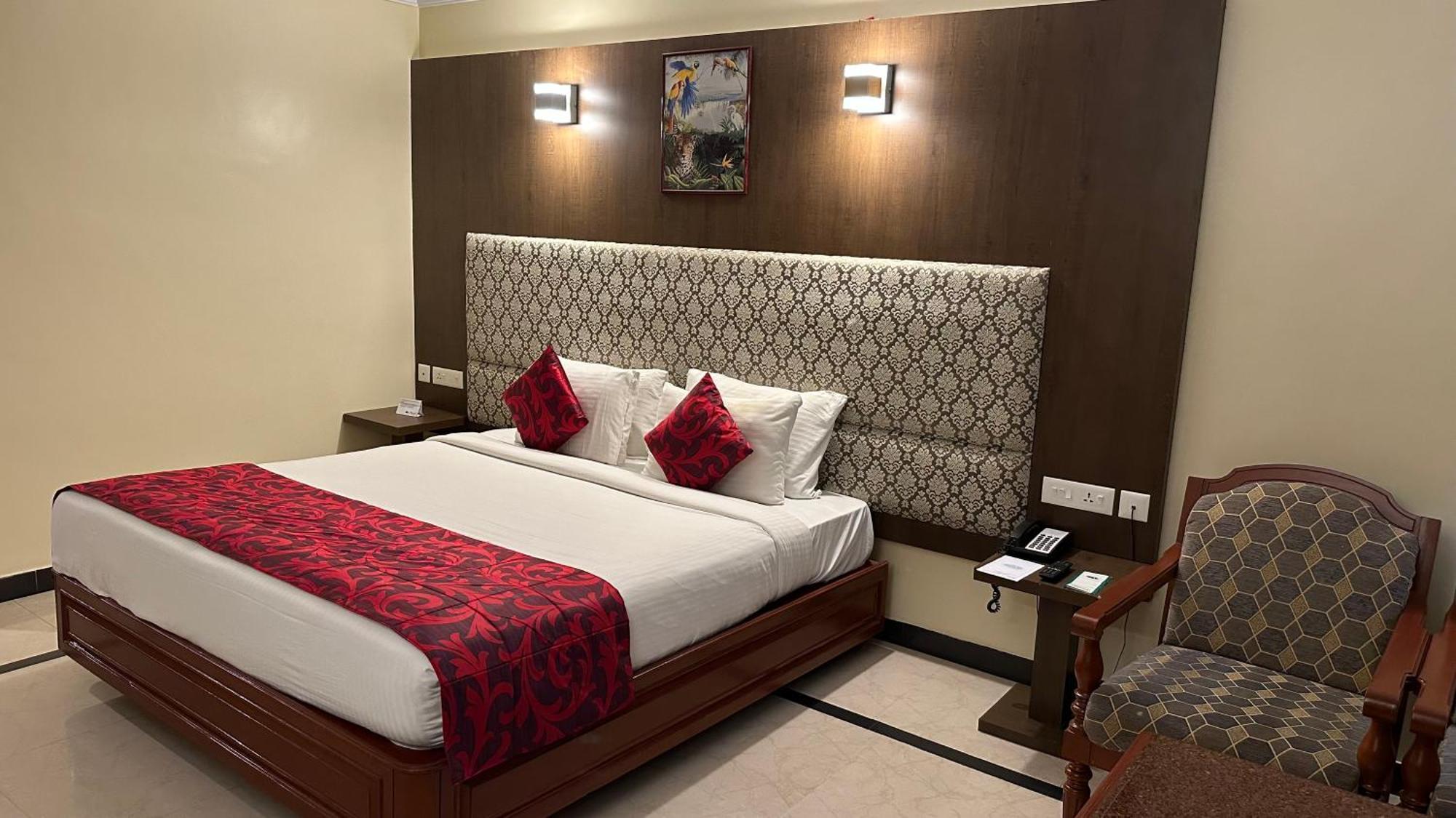Hotel Annamalai International Пондичерри Экстерьер фото