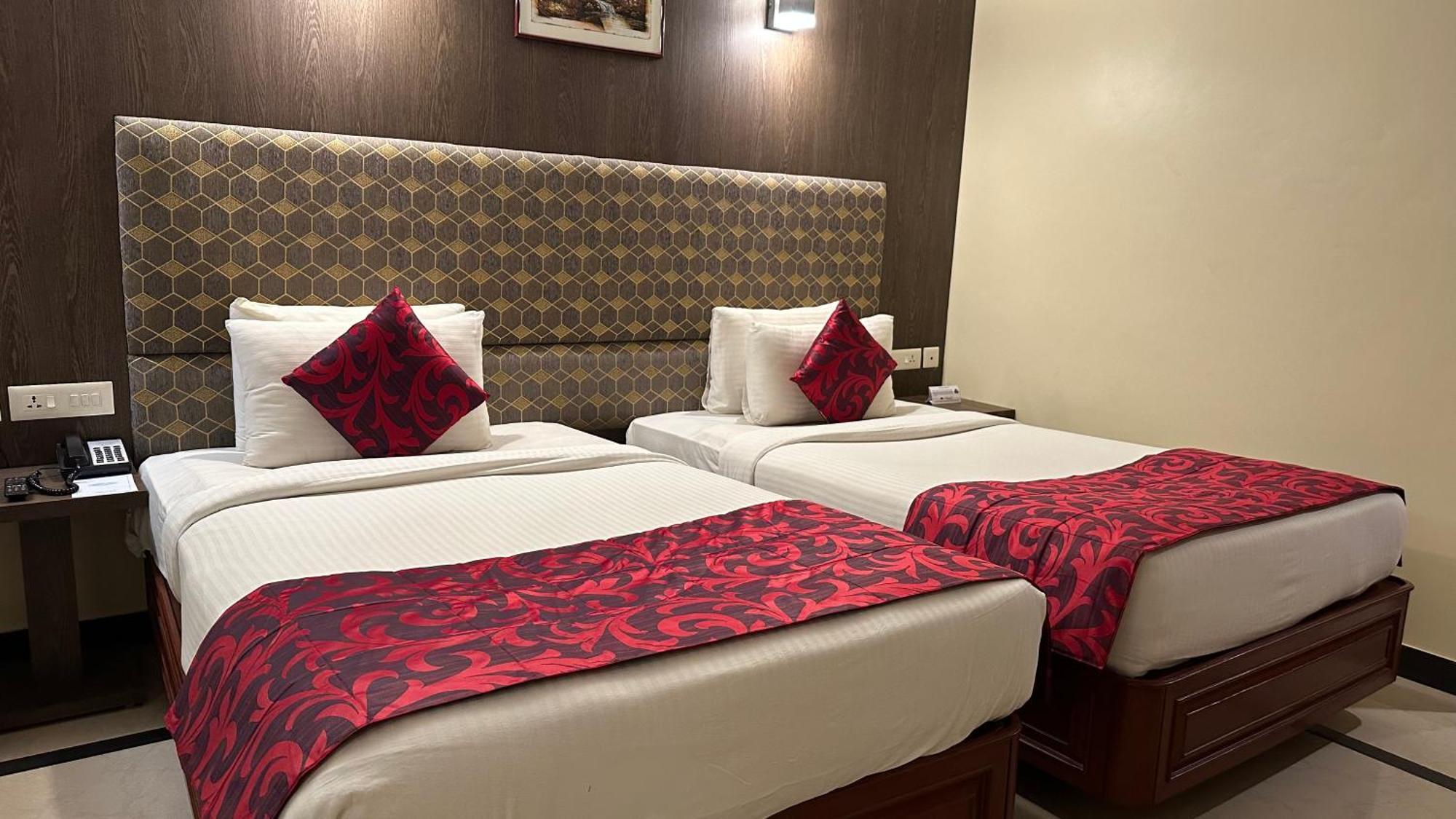 Hotel Annamalai International Пондичерри Экстерьер фото